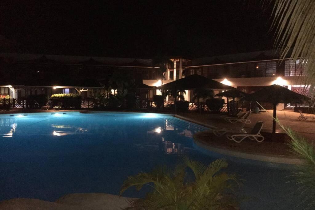 Superbe Studio Superieur Neuf Avec Balcon Saint-Francois (Grande-Terre) Bagian luar foto